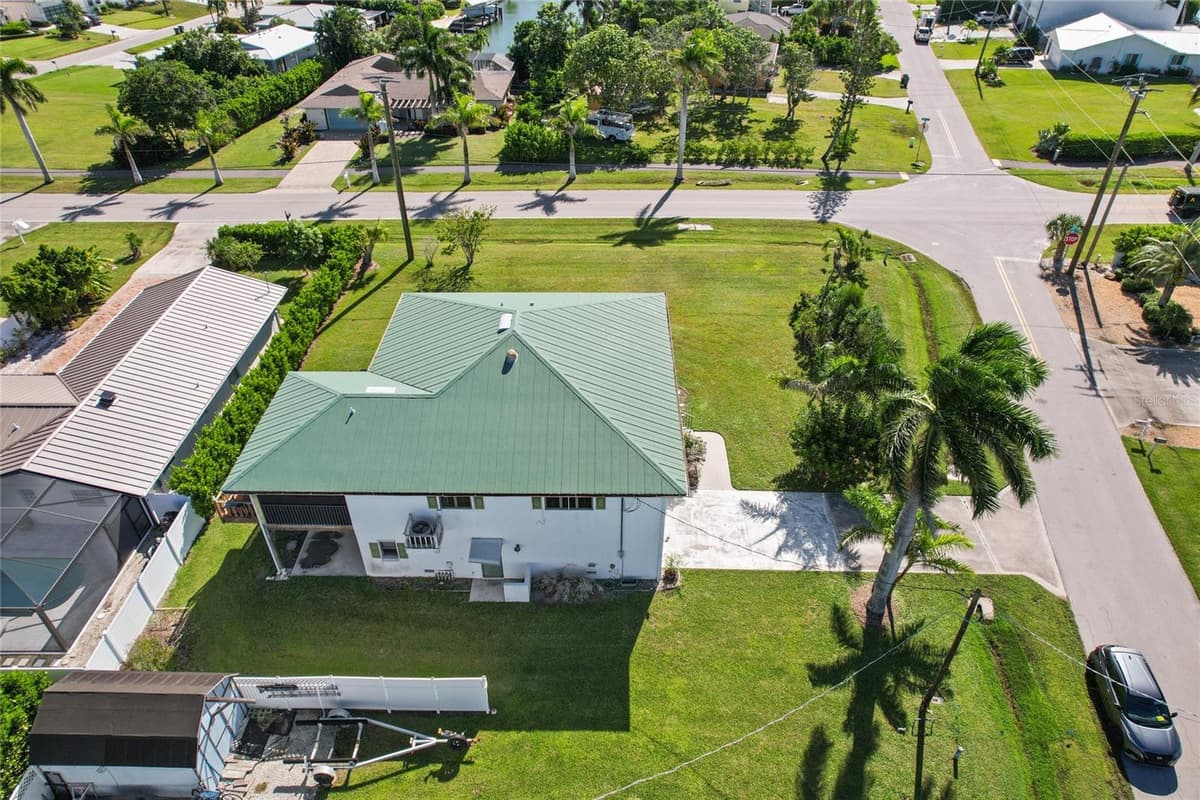 103 TAHITI CIRCLE — photo 40 of 41
