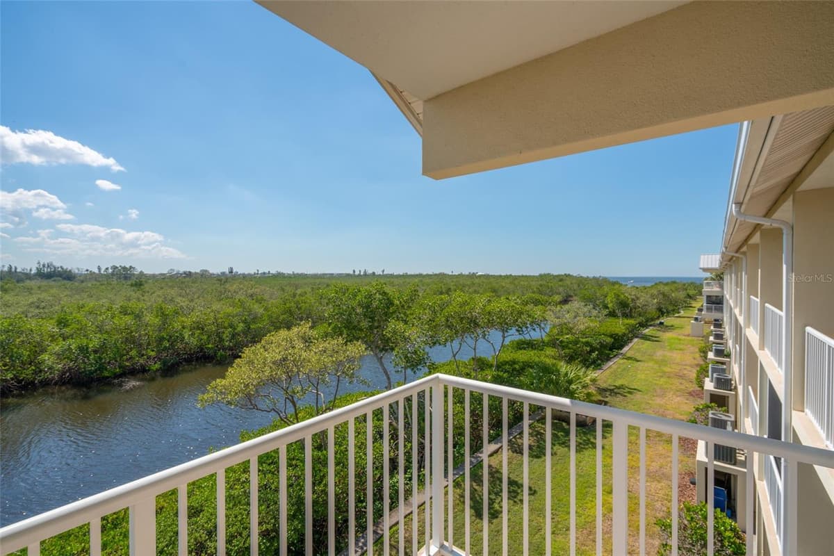 3230 MANGROVE POINT DRIVE — photo 22 of 44