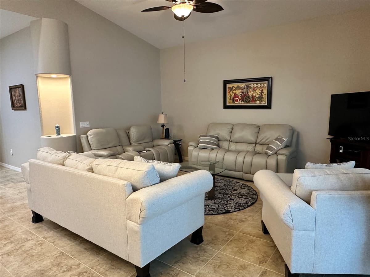 394 NOLANE LANE — photo 9 of 31