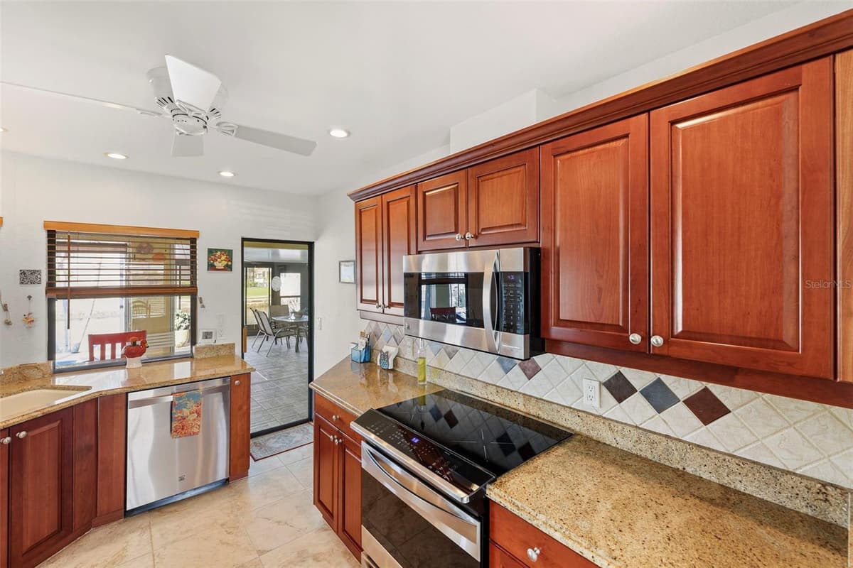 611 BAL HARBOR BOULEVARD — photo 19 of 51