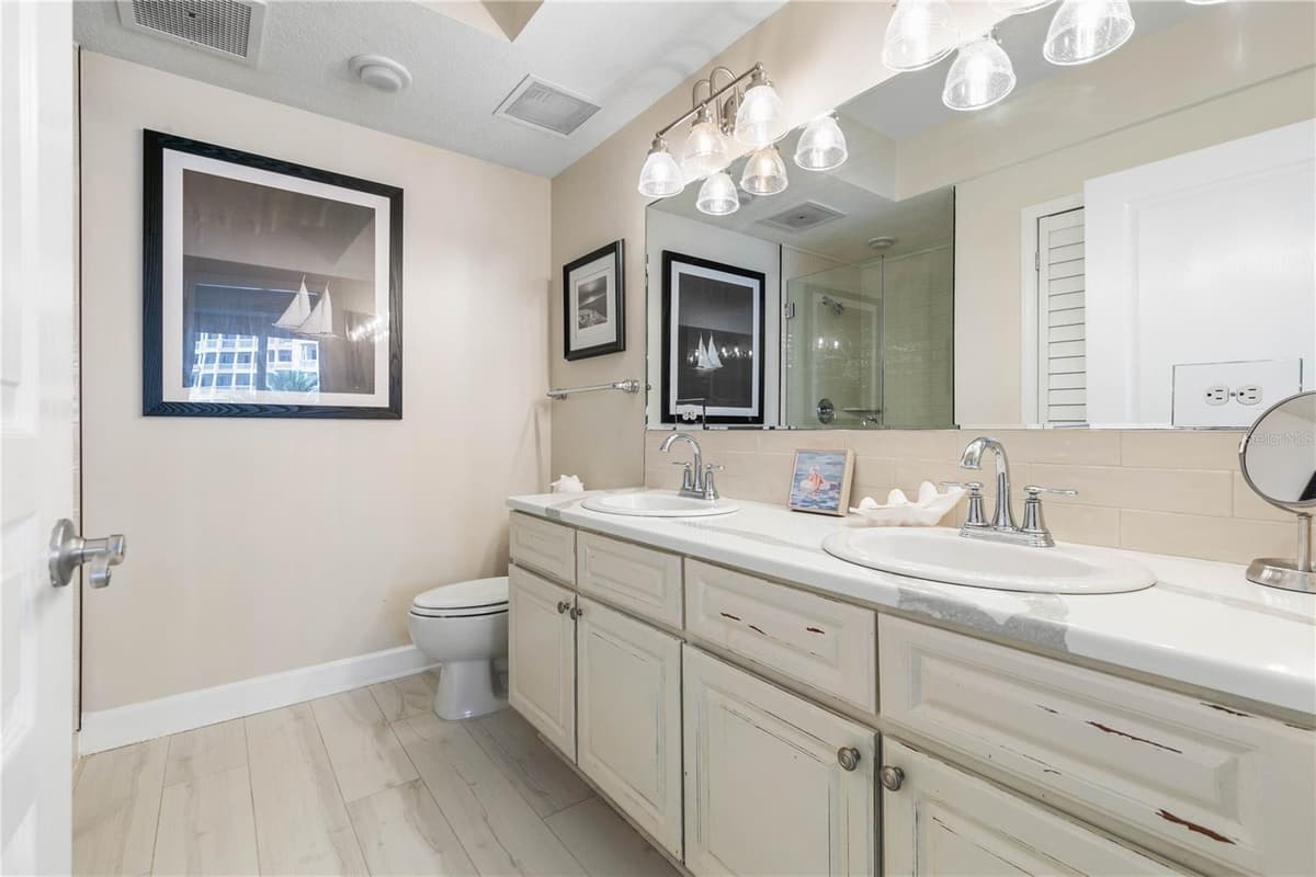 200 OCEAN CREST DRIVE — photo 41 of 78