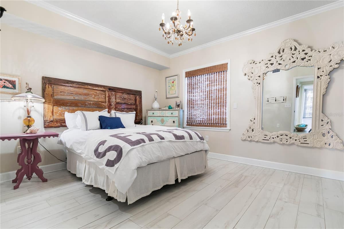 200 OCEAN CREST DRIVE — photo 34 of 78