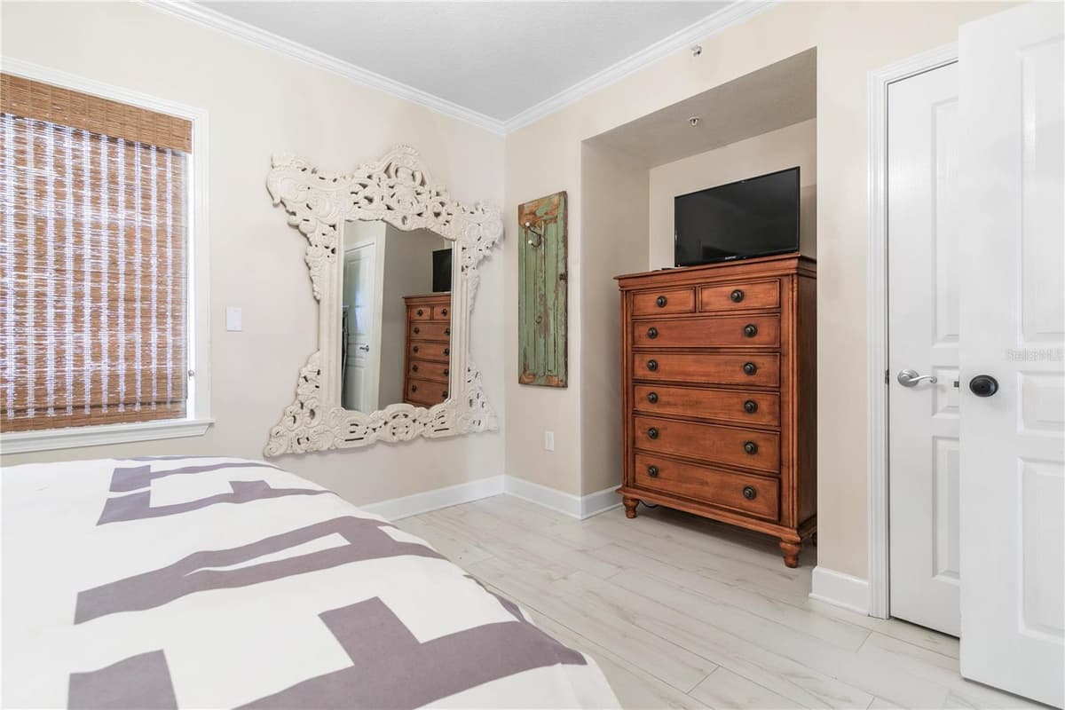200 OCEAN CREST DRIVE — photo 36 of 78