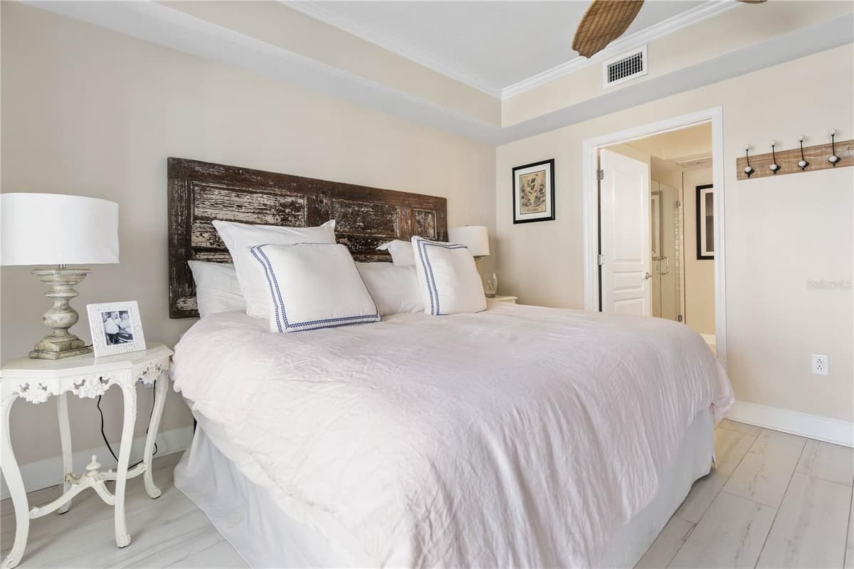 200 OCEAN CREST DRIVE — photo 39 of 78