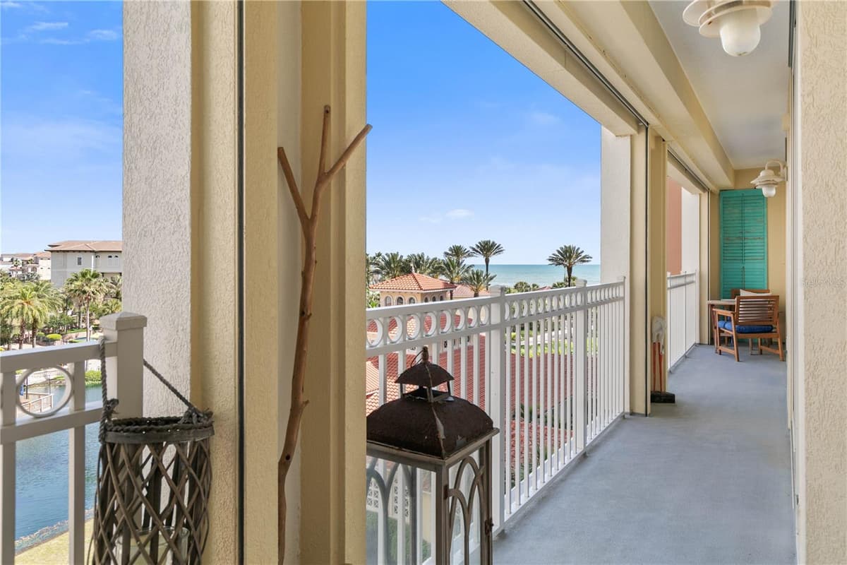 200 OCEAN CREST DRIVE — photo 10 of 78