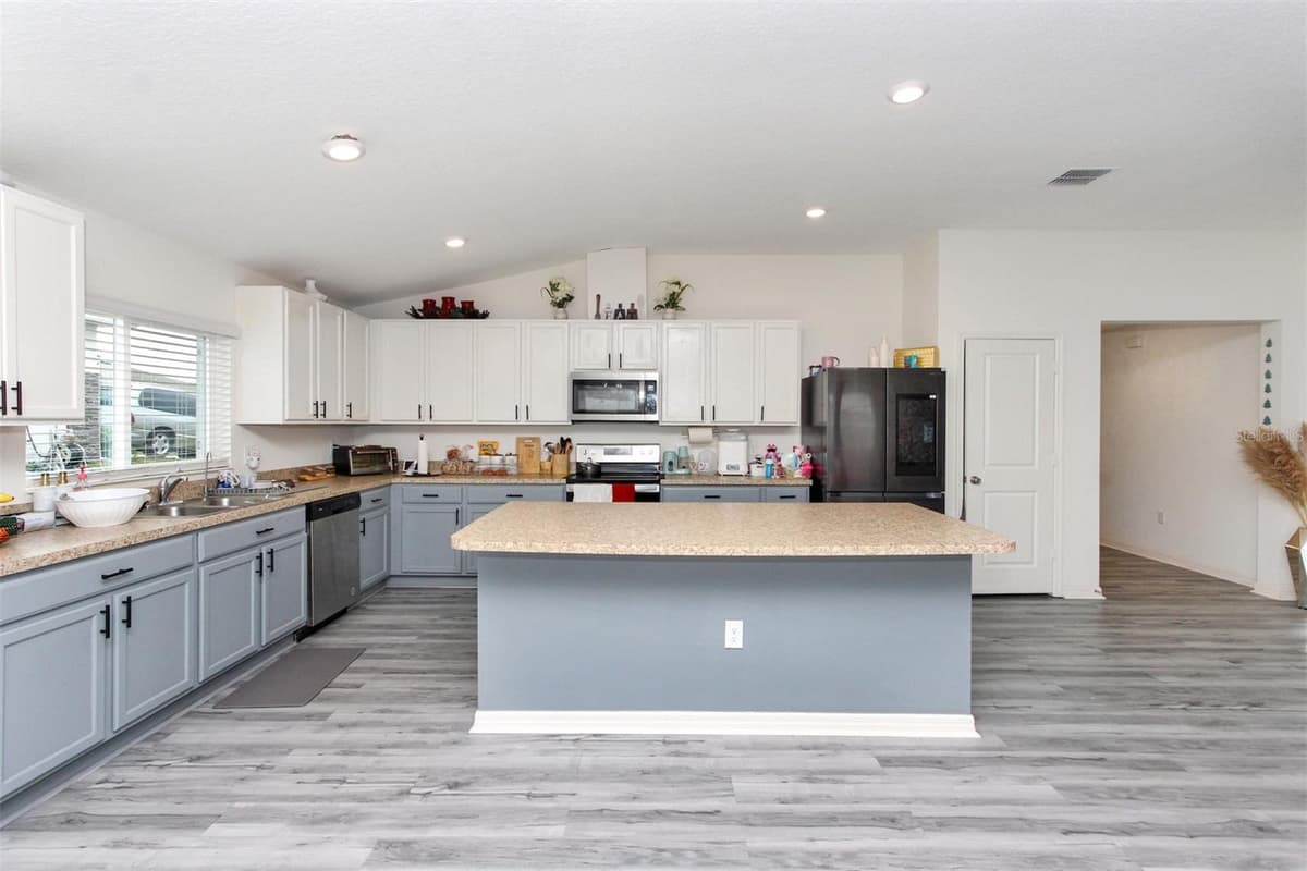 2220 GLADIOLUS LANE — photo 16 of 31