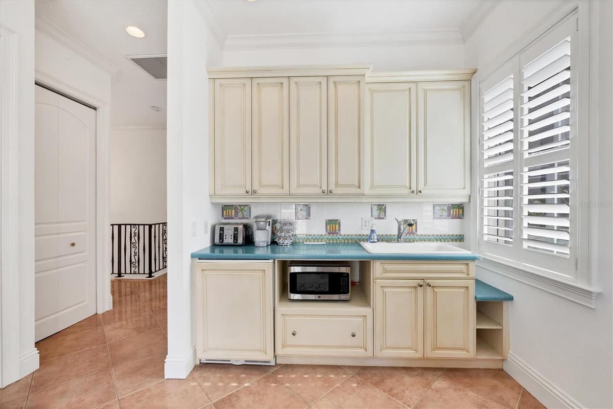 1137 LAKE SHORE DRIVE — photo 59 of 79