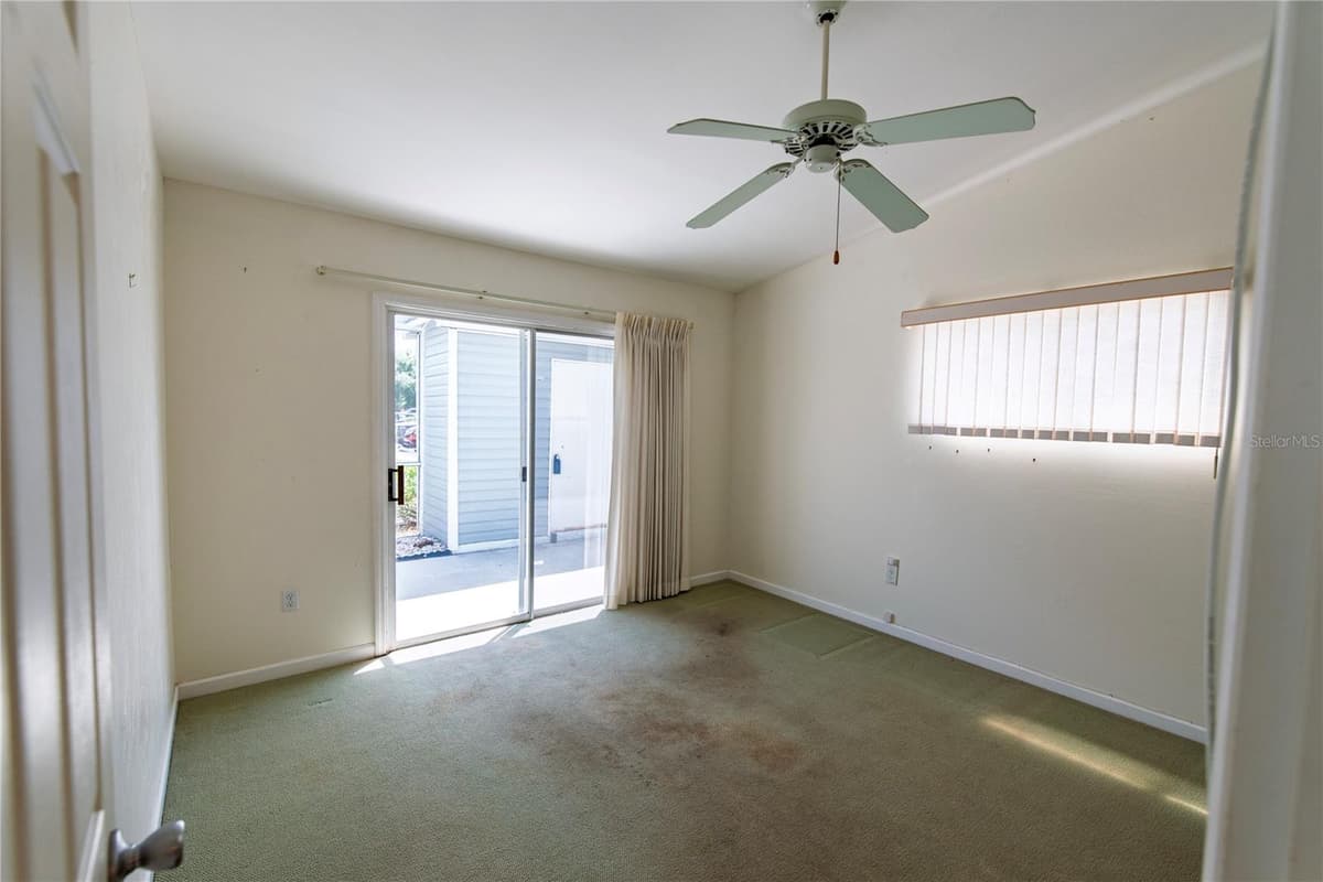 3300 LOVELAND BOULEVARD — photo 11 of 18