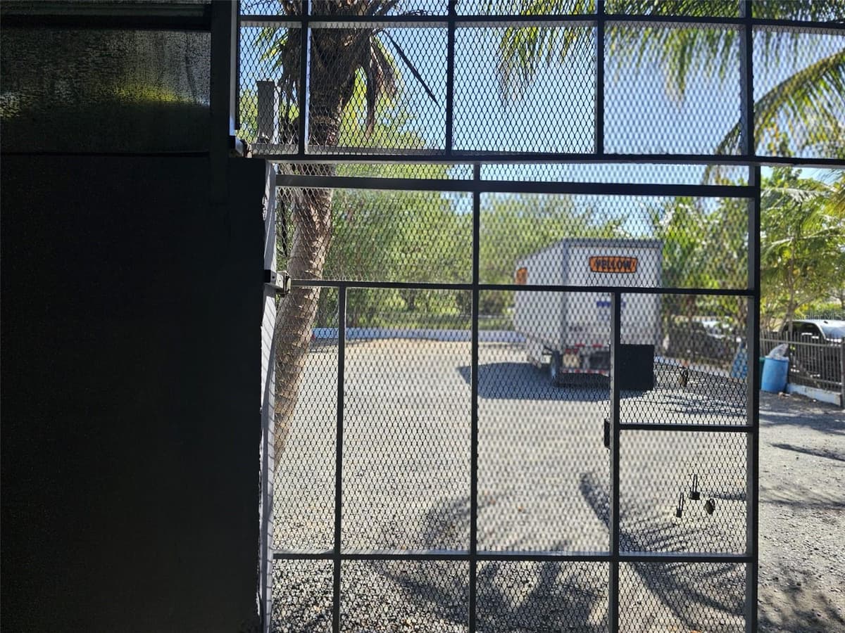 101 CAMINO COFRESI — photo 14 of 36