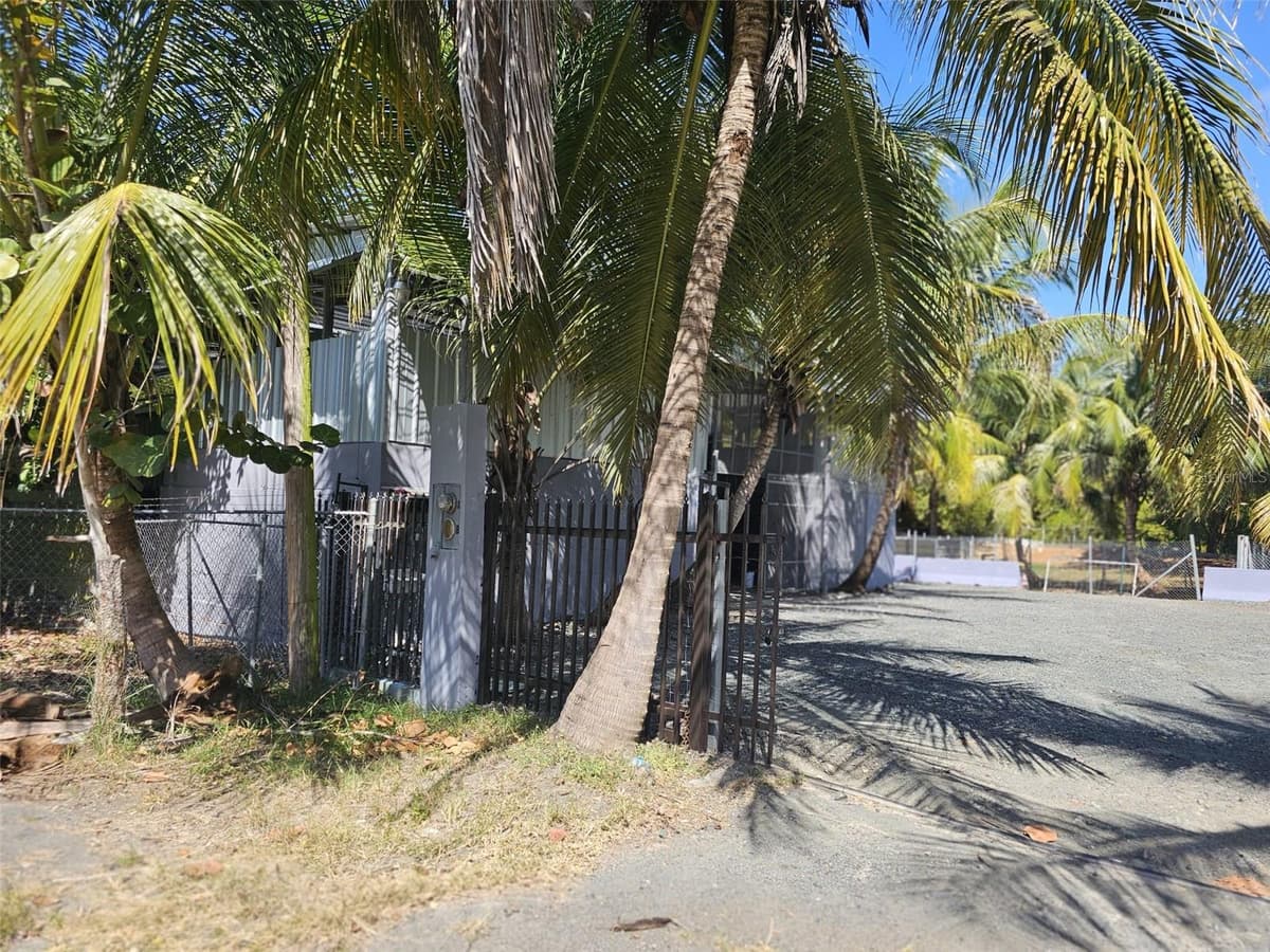101 CAMINO COFRESI — photo 15 of 36