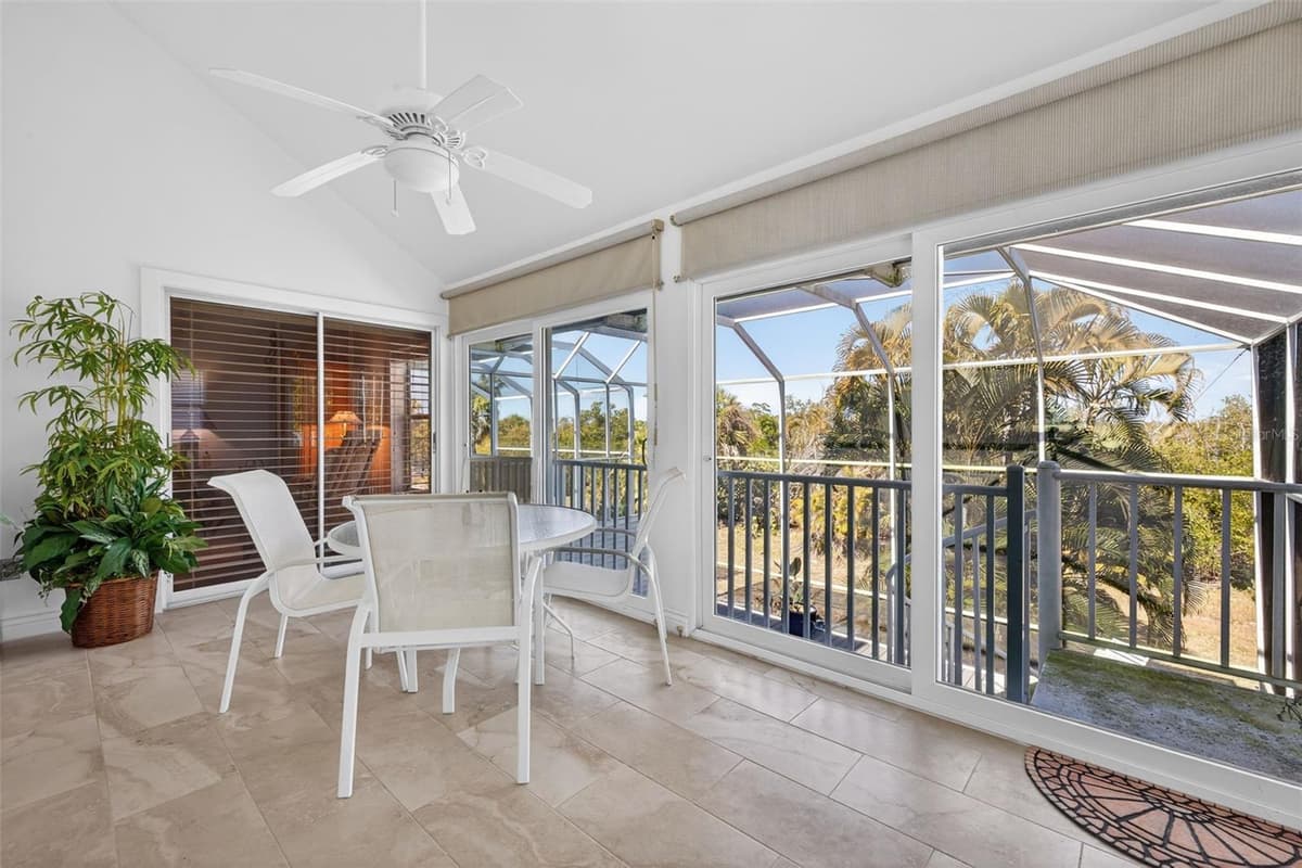 12130 SIESTA DRIVE — photo 11 of 36
