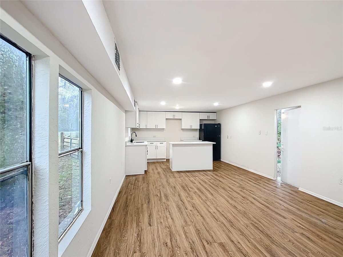 13026 WILLISTON ROAD — photo 9 of 30