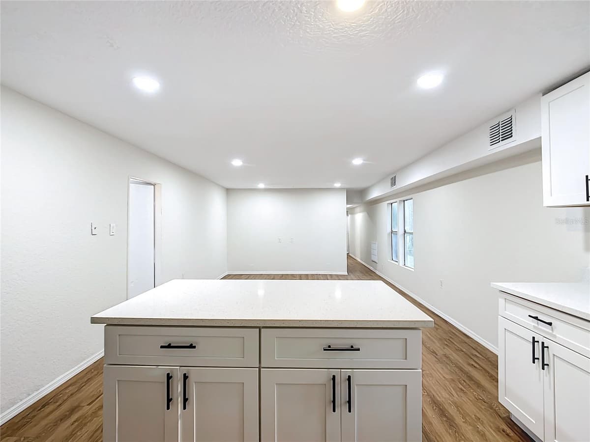 13026 WILLISTON ROAD — photo 12 of 30