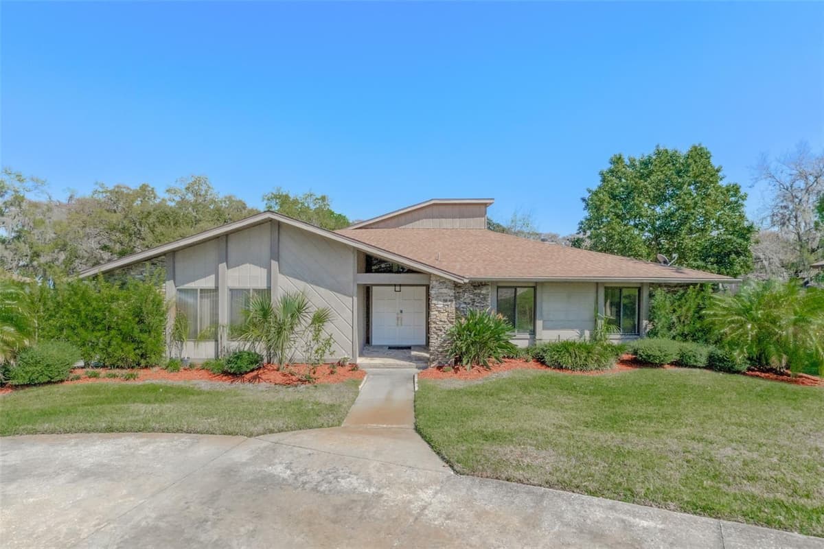 2918 COCOVIA WAY — photo 1 of 46