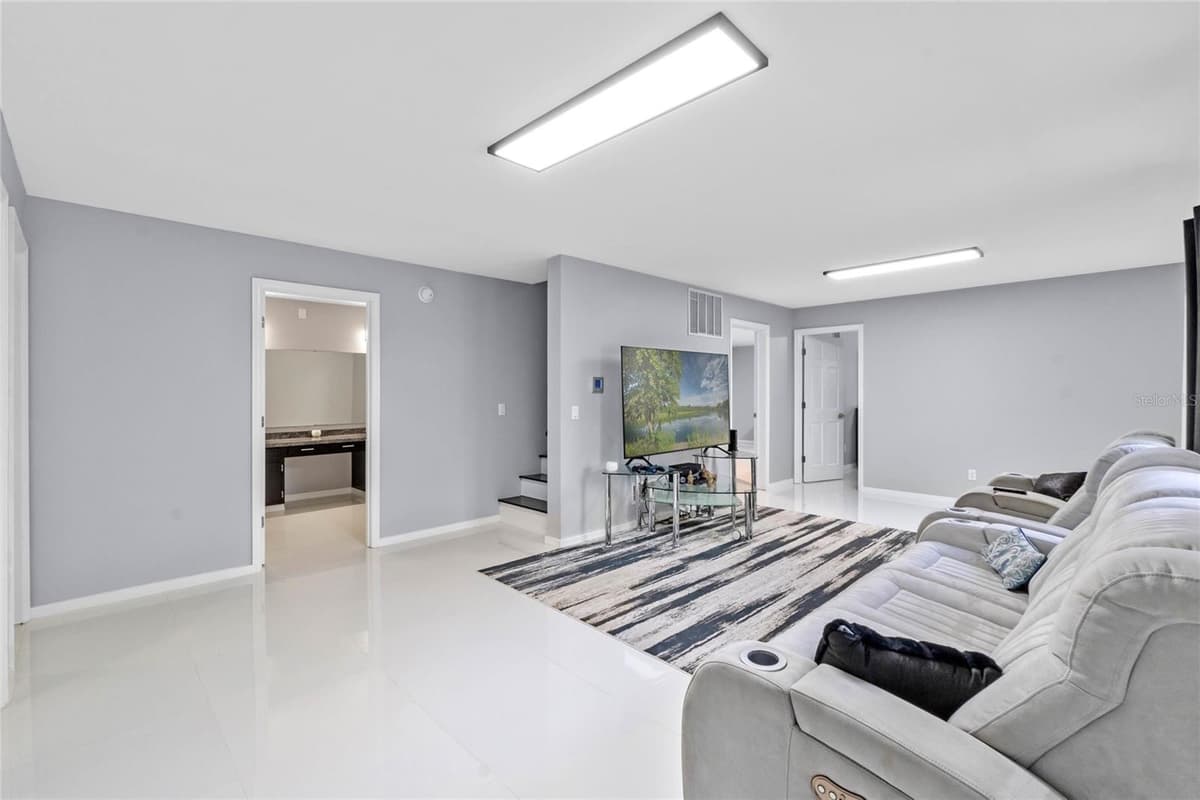 2918 COCOVIA WAY — photo 31 of 46