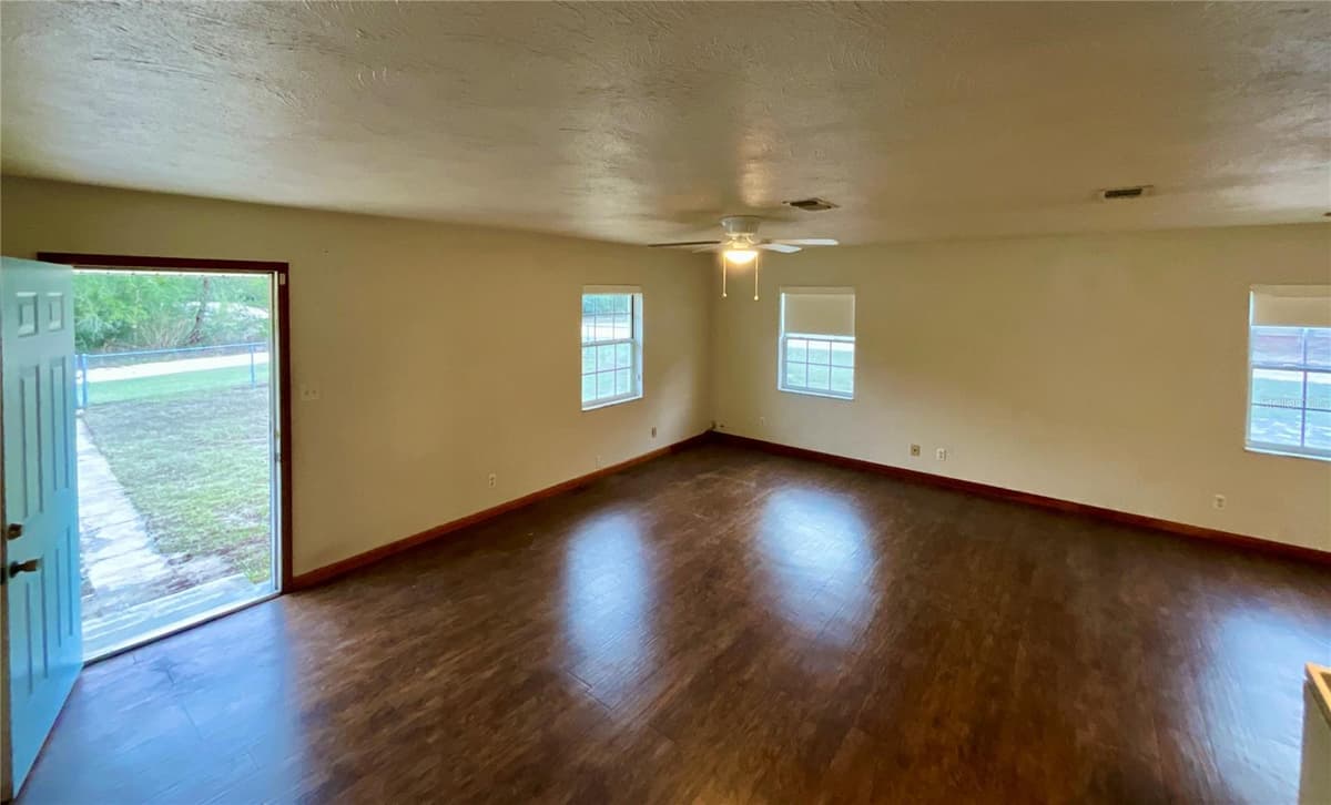 600 WAKULLA STREET — photo 10 of 47