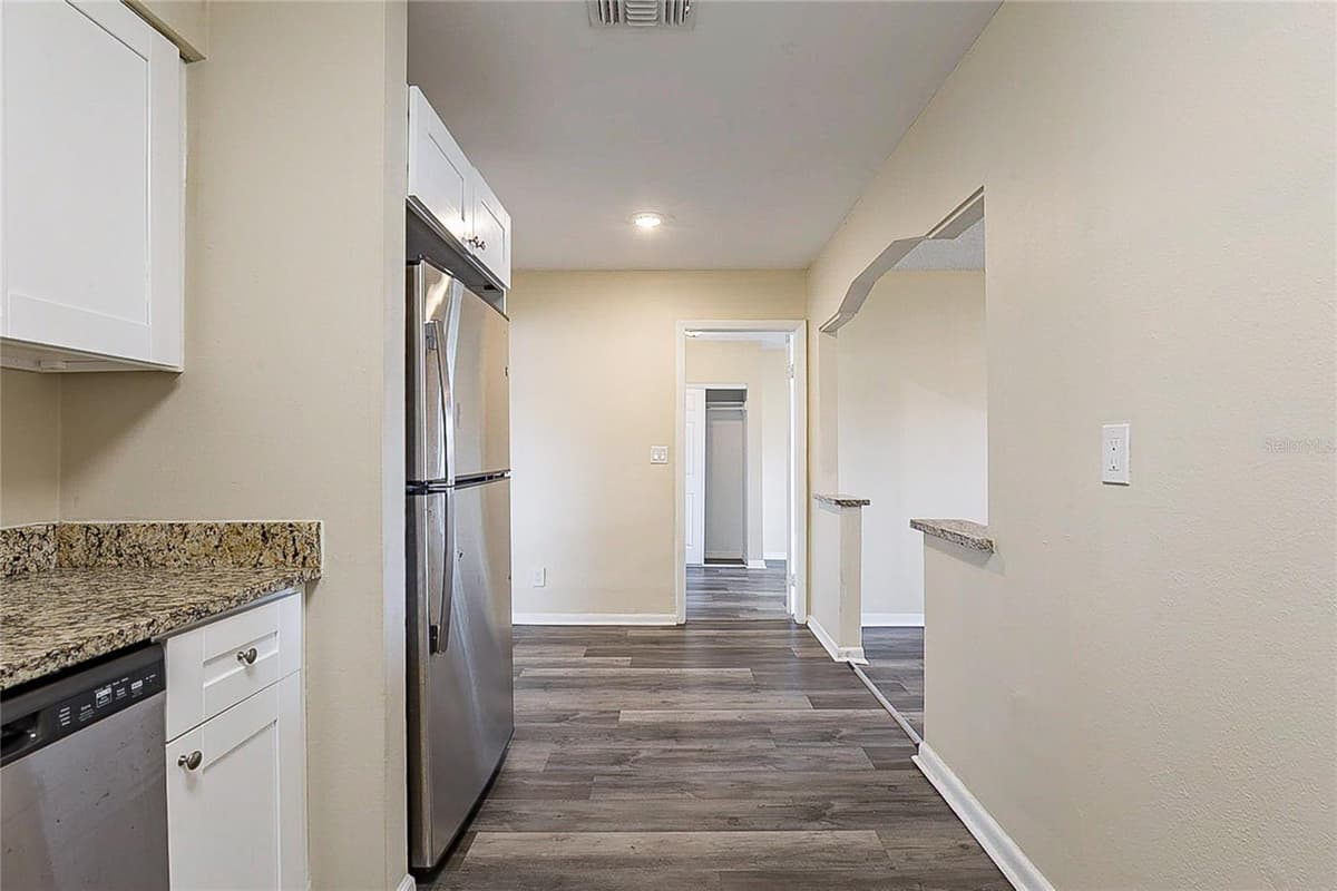 8528 GOLD RIDGE CIRCLE — photo 7 of 31