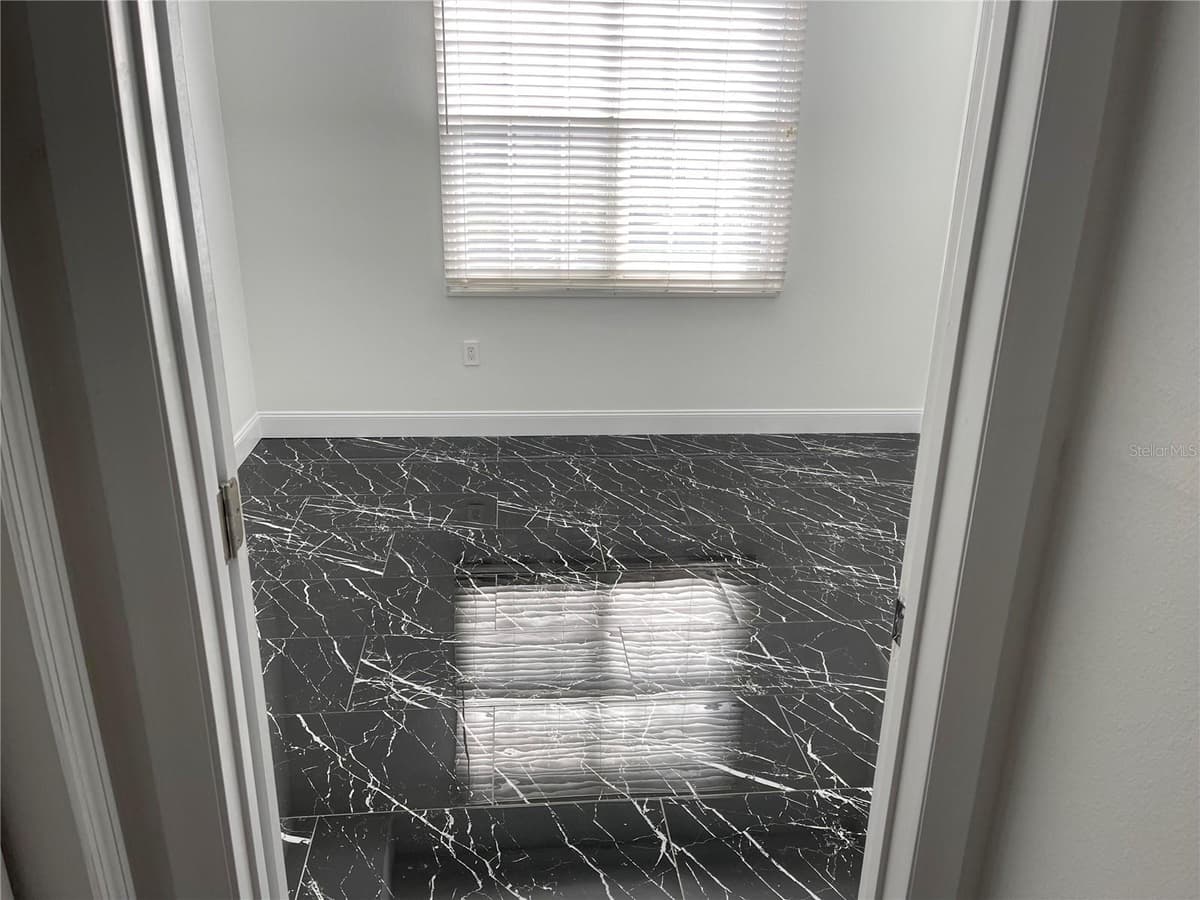 501 KNIGHTS RUN AVENUE — photo 26 of 29