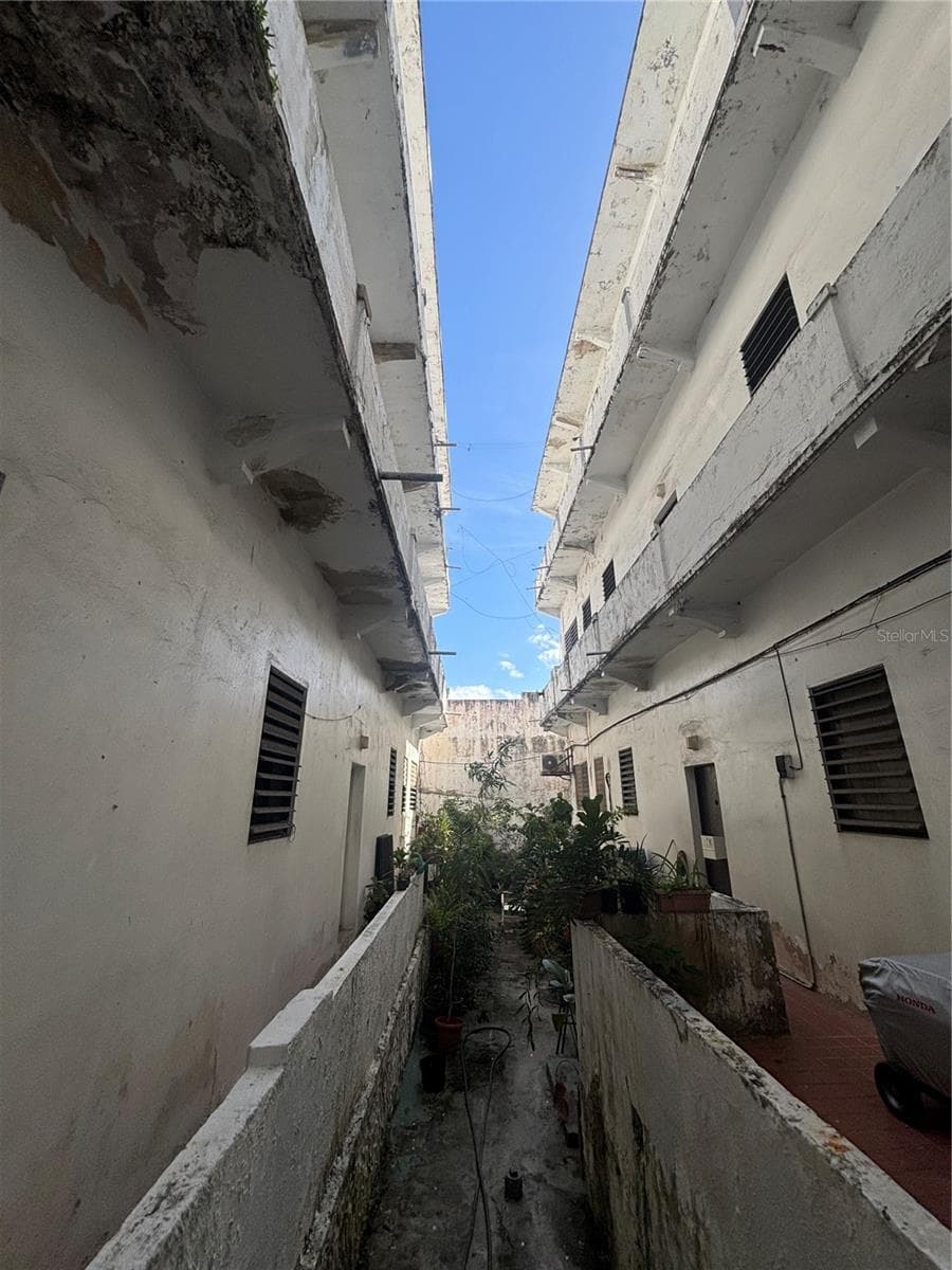 260 CONSTITUCION — photo 16 of 39