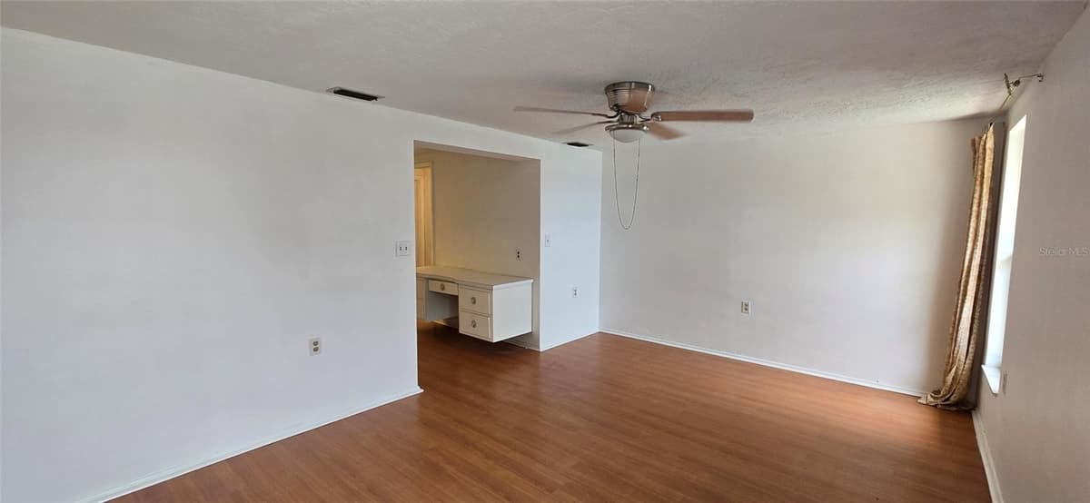 1414 GRAND BOULEVARD — photo 18 of 43