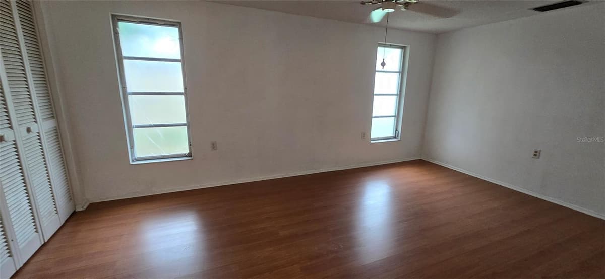1414 GRAND BOULEVARD — photo 22 of 43