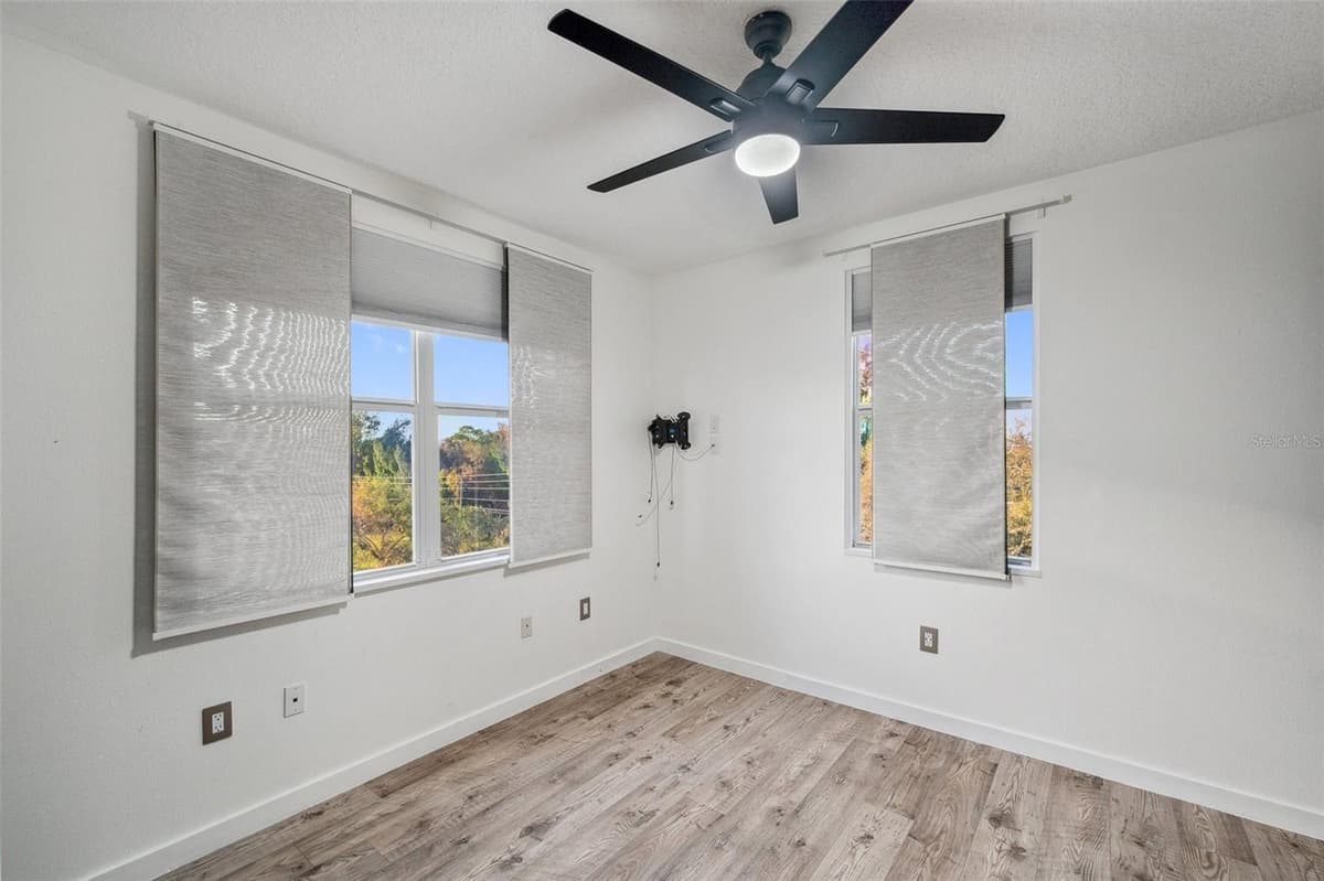 960 STARKEY ROAD — photo 30 of 69