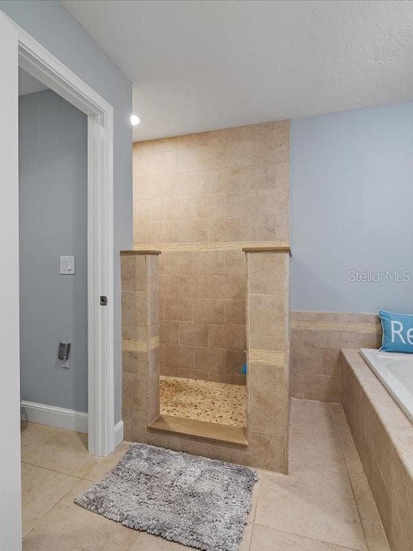 4588 BAYCEDAR LANE — photo 18 of 38