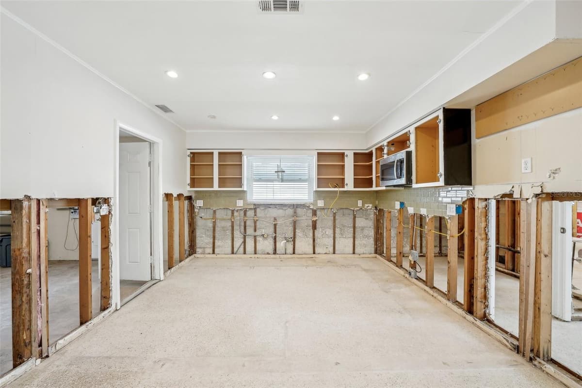 5815 BALI WAY — photo 12 of 52