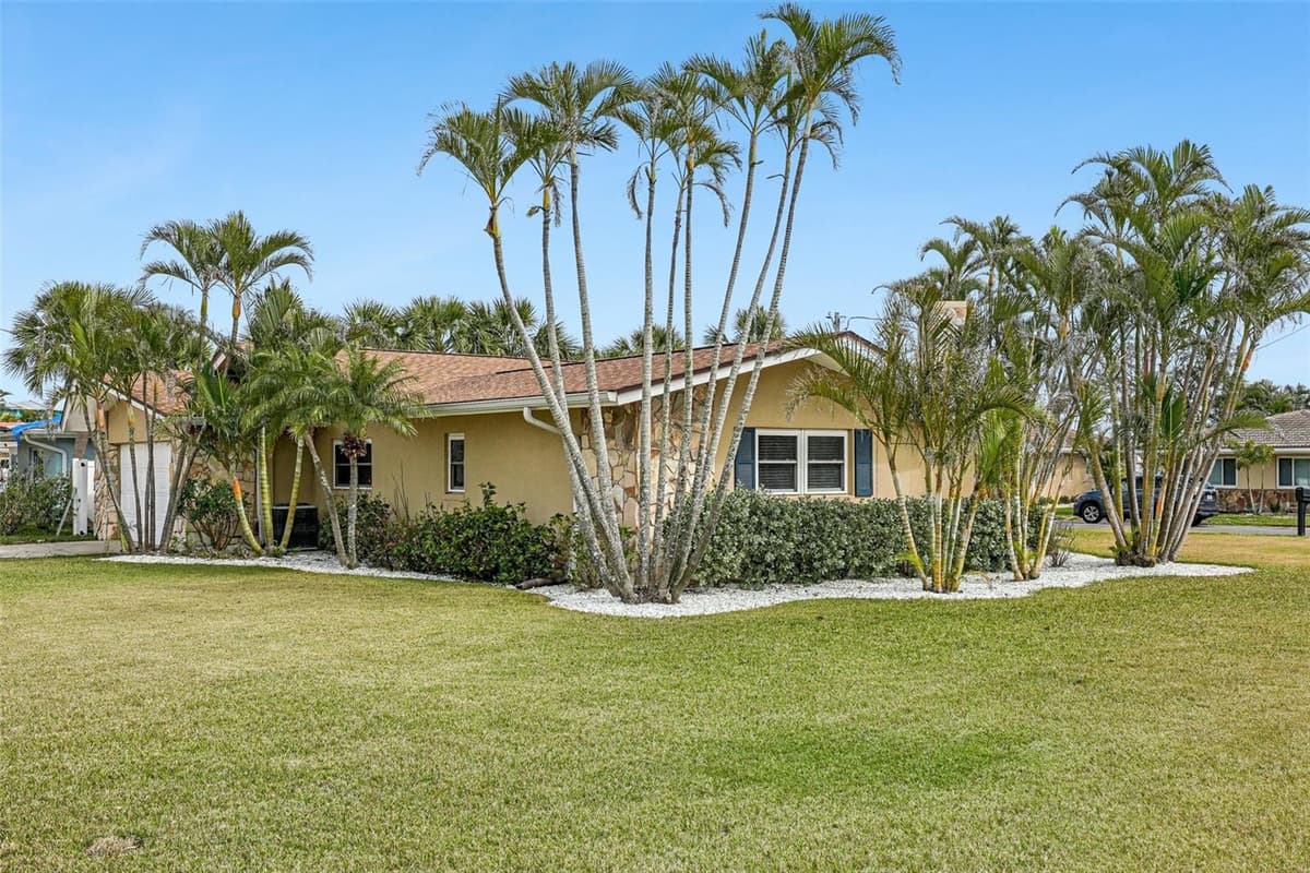 5815 BALI WAY — photo 3 of 52