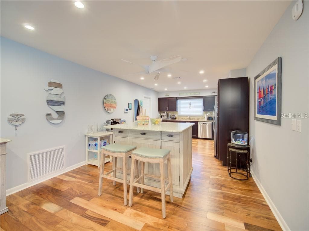 5815 BALI WAY — photo 11 of 52