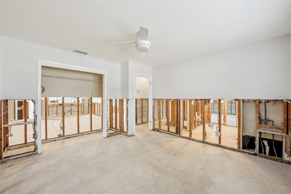 5815 BALI WAY — photo 38 of 52