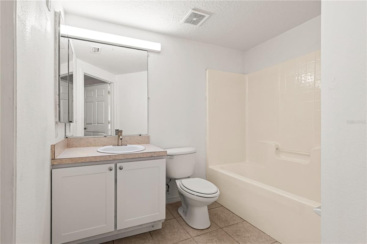6434 CYPRESSDALE DRIVE — photo 17 of 33