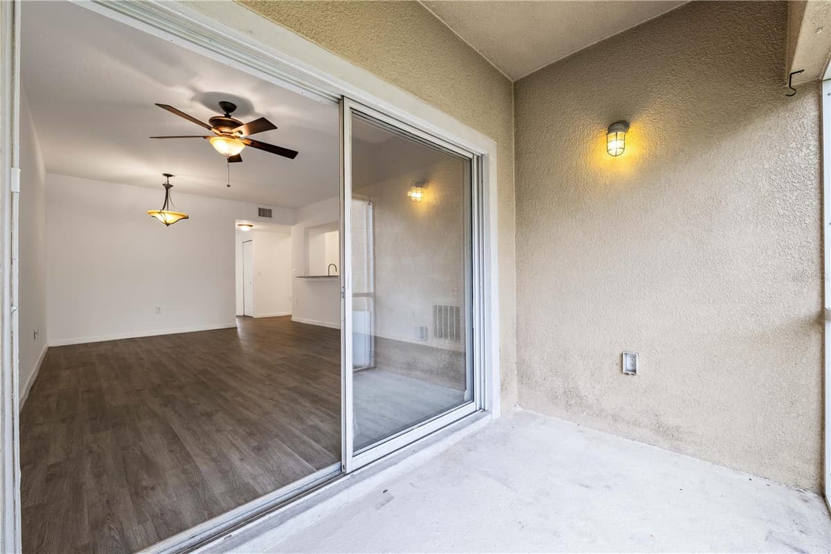 6434 CYPRESSDALE DRIVE — photo 20 of 33