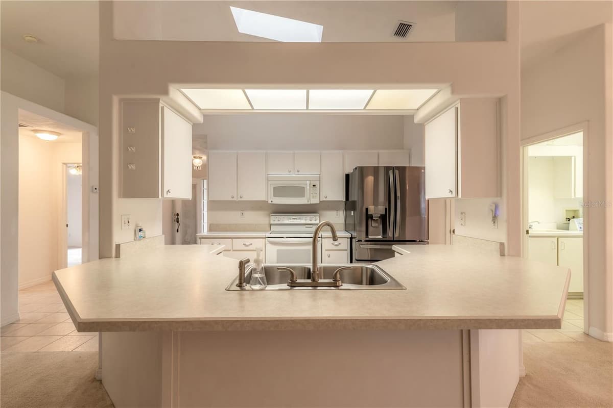 2626 TURNBULL ESTATES DRIVE — photo 4 of 38
