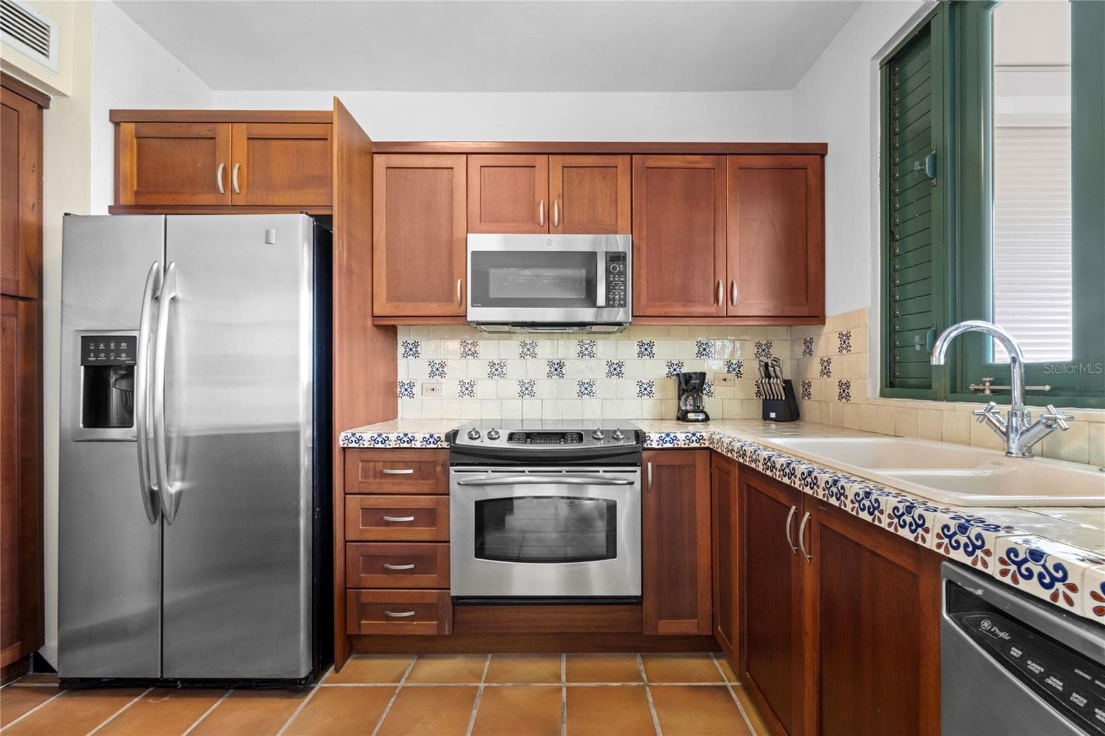 6000 Rio Mar Blvd VISTAS DEL CACIQUE — photo 14 of 55