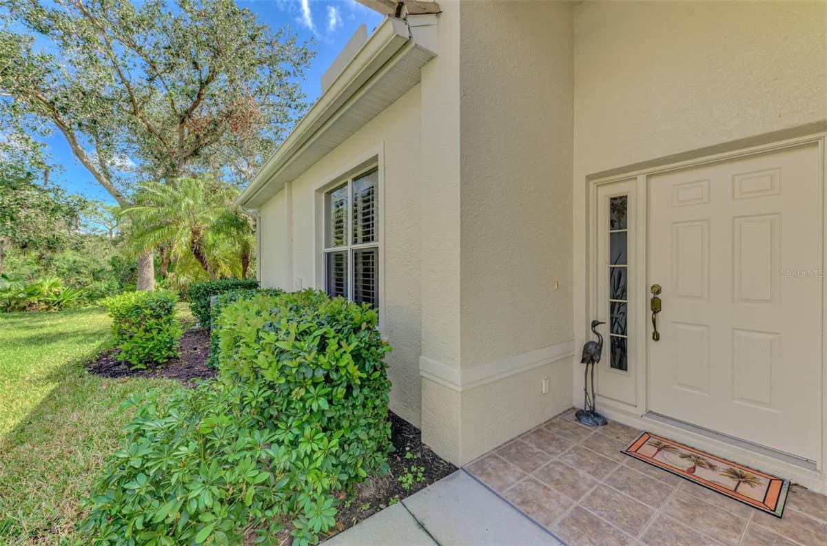 14298 RESERVE COURT — photo 4 of 75