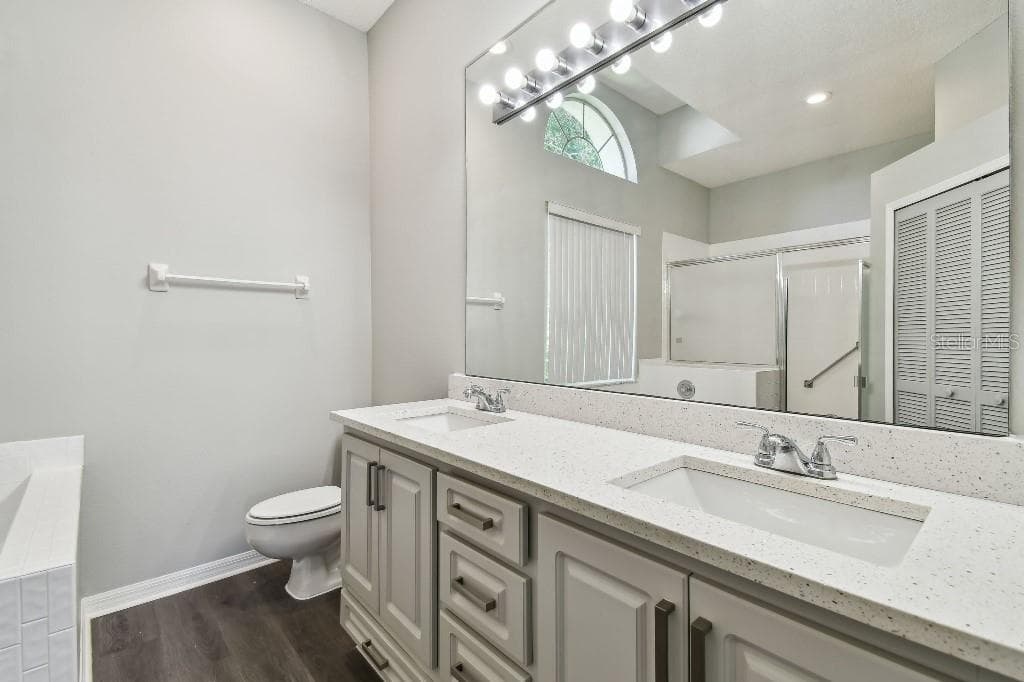 915 BRITTANY PARK BOULEVARD — photo 30 of 48