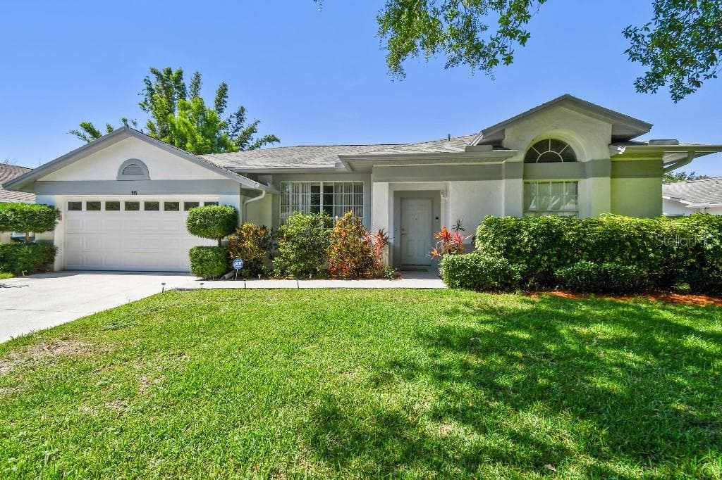 915 BRITTANY PARK BOULEVARD — photo 2 of 48