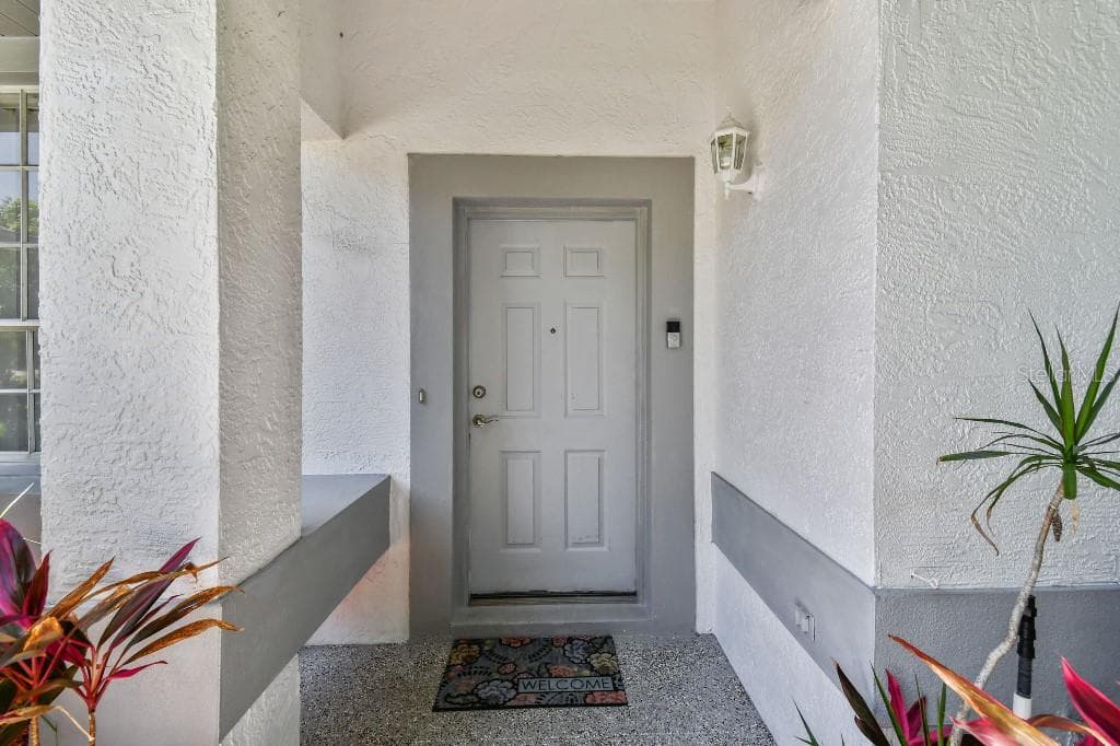 915 BRITTANY PARK BOULEVARD — photo 4 of 48