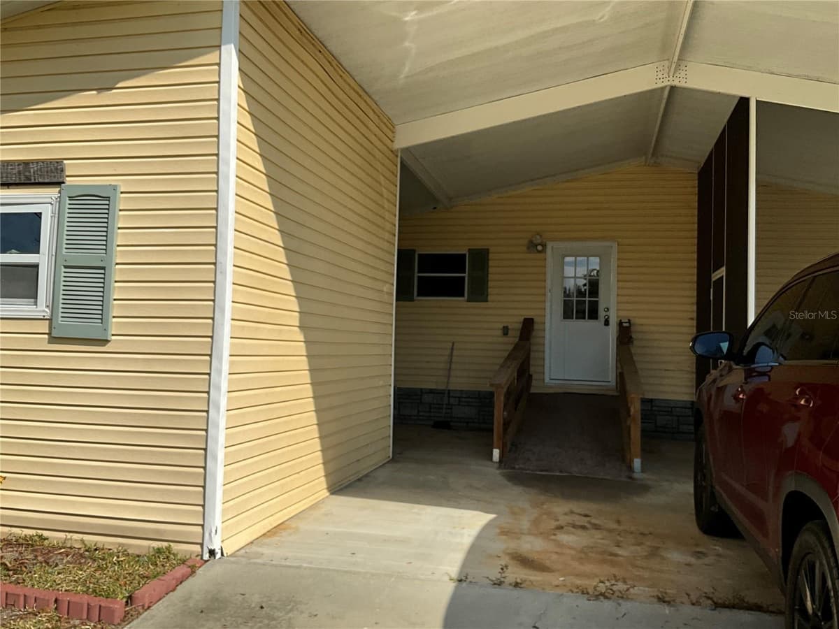 116 TRADERS COVE BOULEVARD — photo 4 of 60