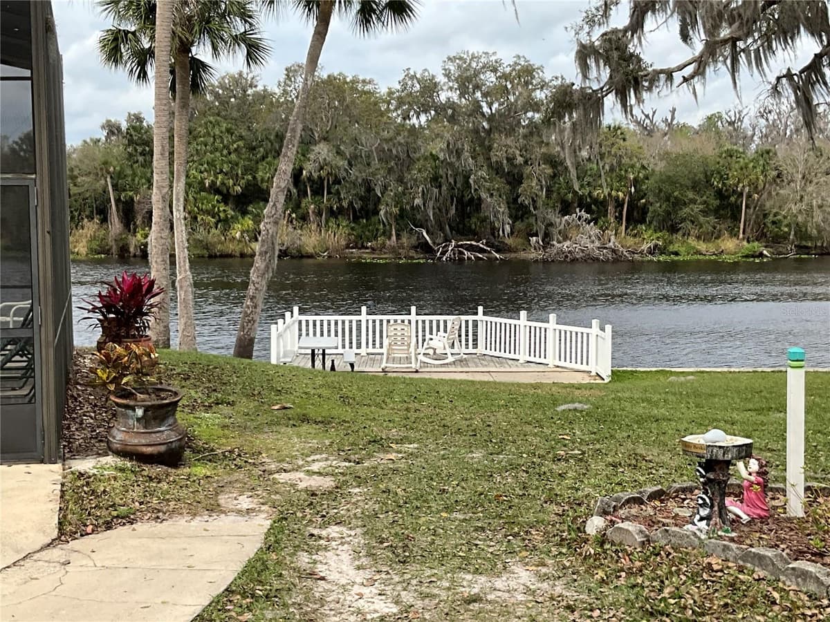 116 TRADERS COVE BOULEVARD — photo 52 of 60