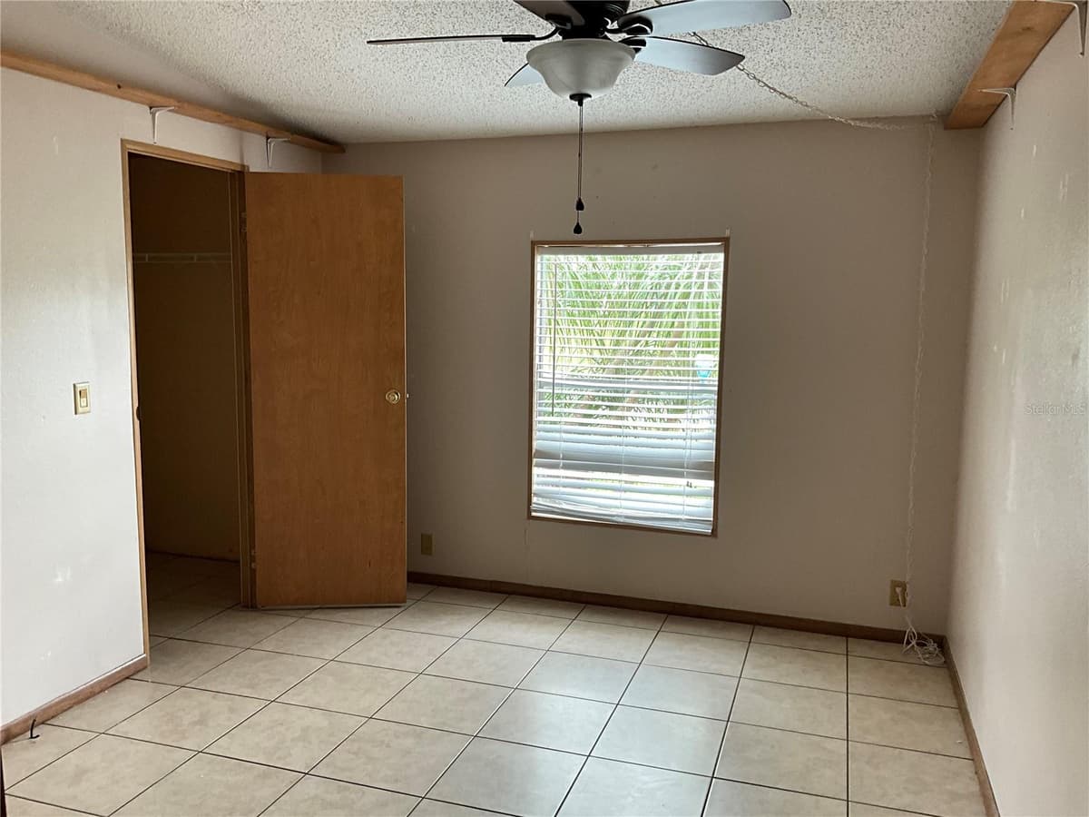 116 TRADERS COVE BOULEVARD — photo 37 of 60