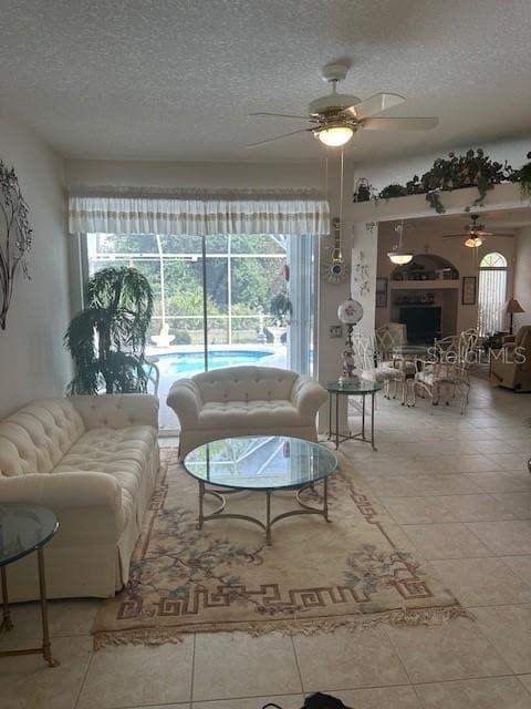 3816 CRANBERRY BOULEVARD — photo 9 of 50