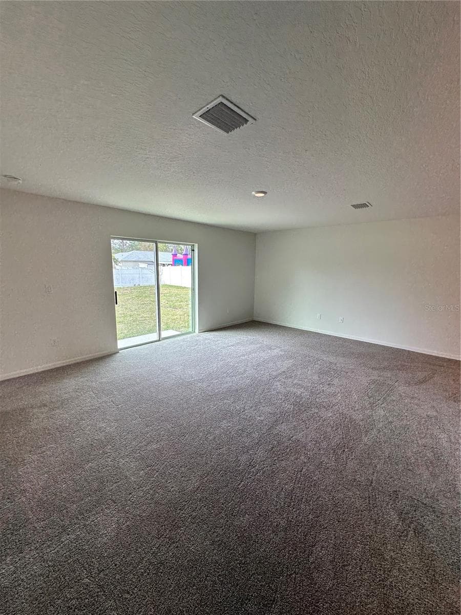 16 ROLLING SANDS DRIVE — photo 4 of 15