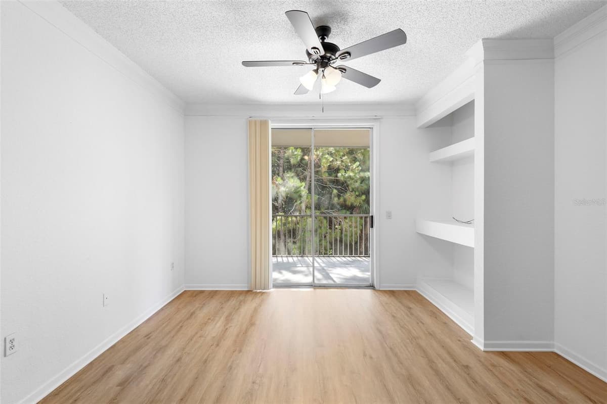 13037 MULBERRY PARK DRIVE — photo 13 of 45