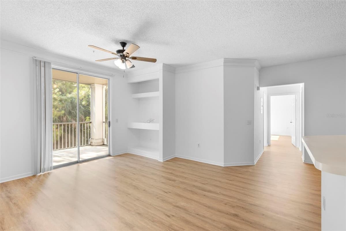 13037 MULBERRY PARK DRIVE — photo 2 of 45