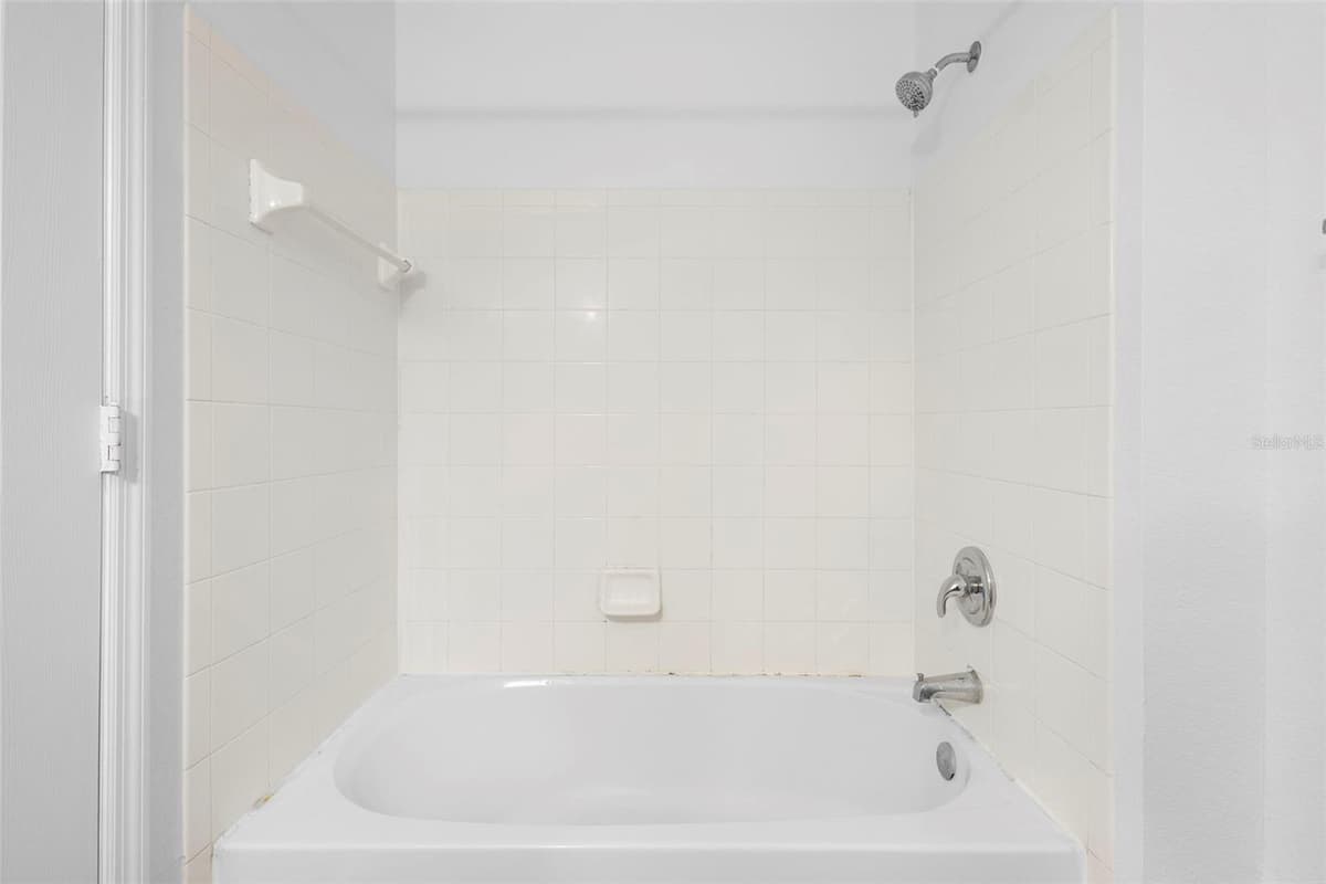 13037 MULBERRY PARK DRIVE — photo 16 of 45