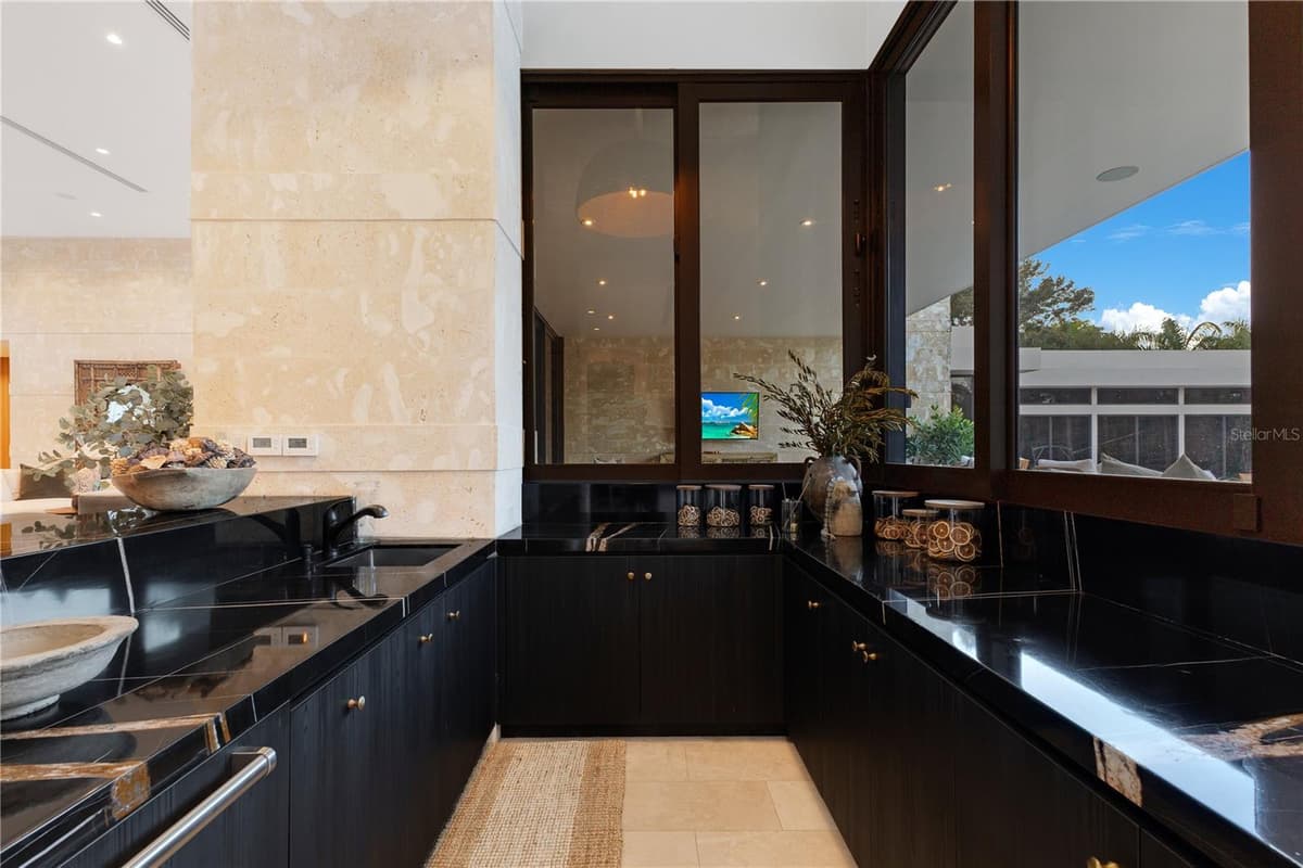 17 DORADO BEACH ESTATES — photo 14 of 52