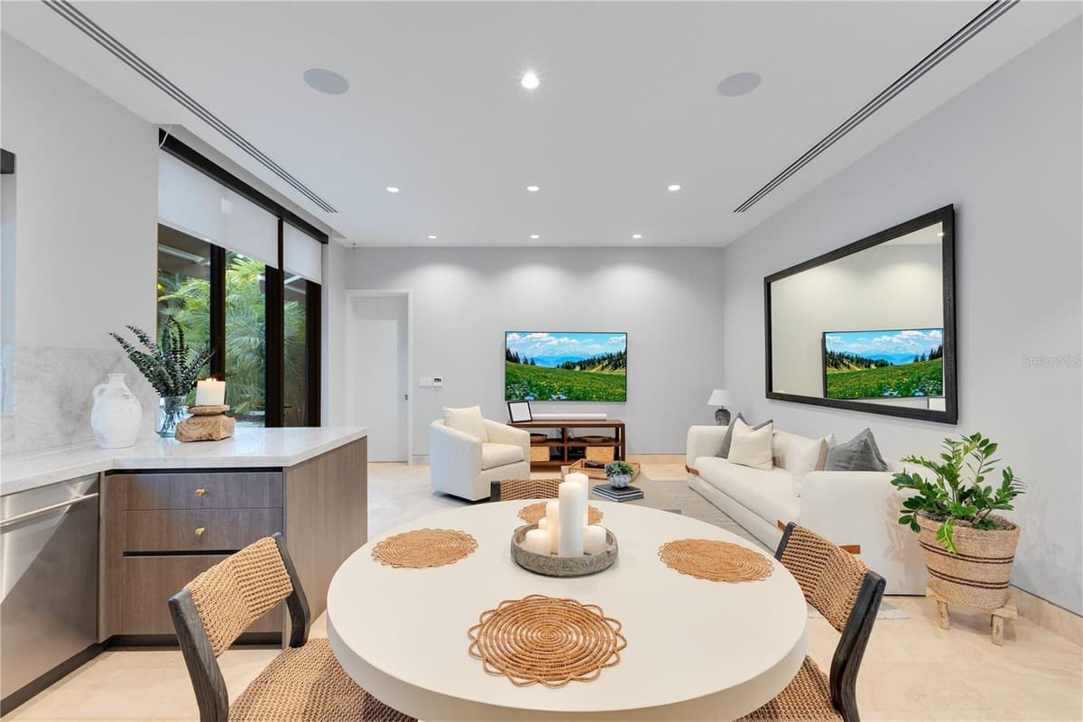 17 DORADO BEACH ESTATES — photo 42 of 52