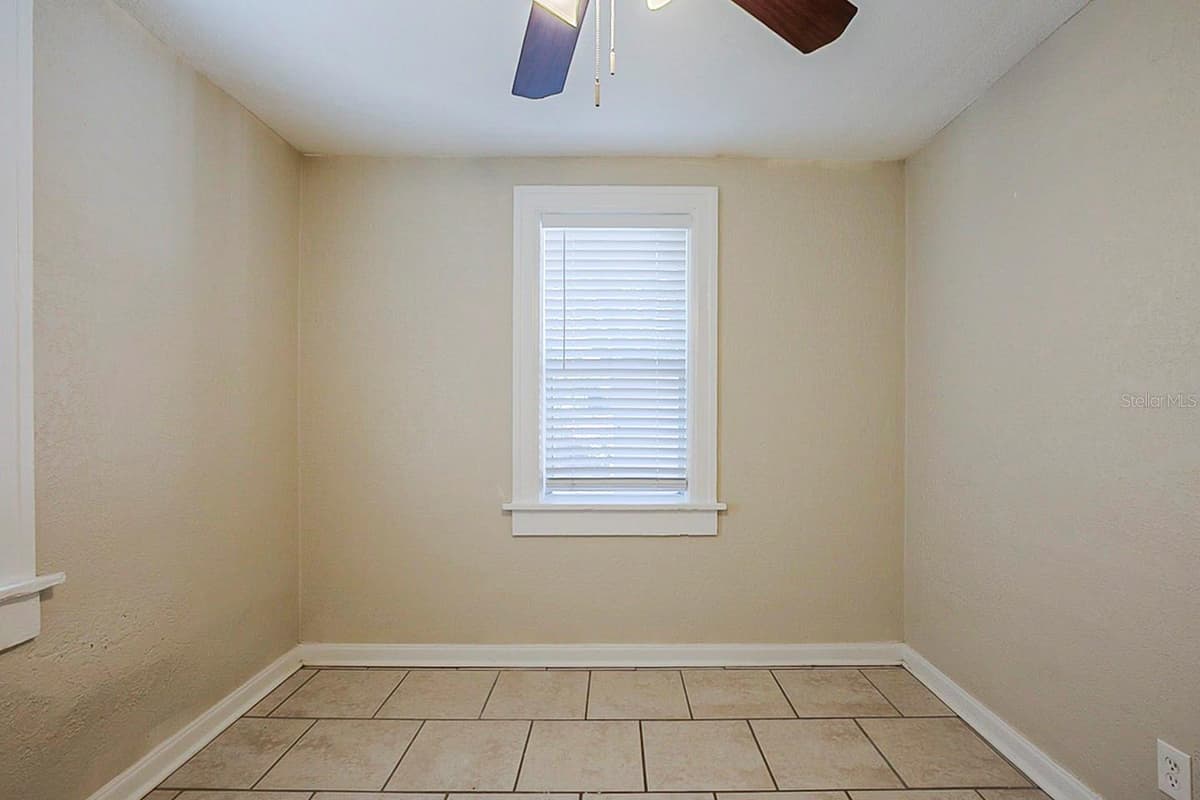 2011 10TH STREET — photo 16 of 26